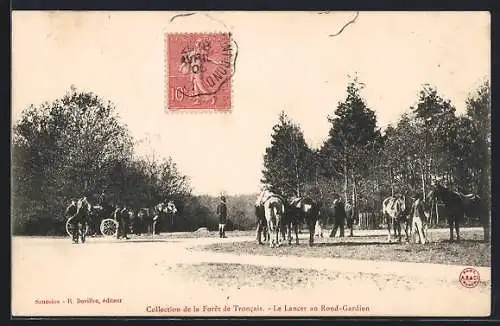 AK Troncais, La Forêt, Le Lancer au Rond-Gardien