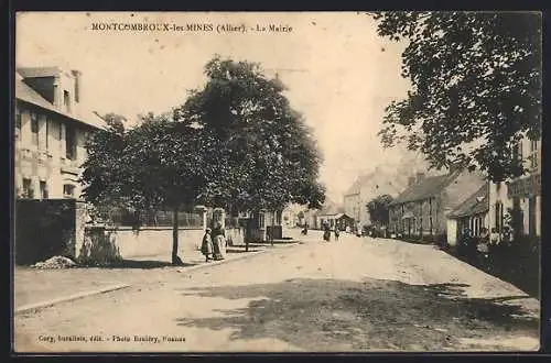 AK Montcombroux-les-Mines /Allier, La Mairie