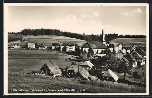 AK Schönwald im Schwarzwald, Ortsansicht mit der Kirche