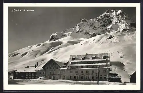 AK Zürs a. A., Hotel-Alpenrose-Post im Winter