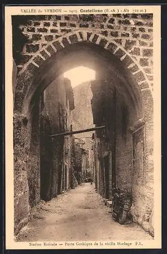AK Castellane, Ancienne Porte de la Vieille Horloge