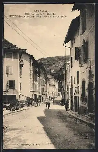 AK Seyne-les-Alpes, Rue de la Bourgade