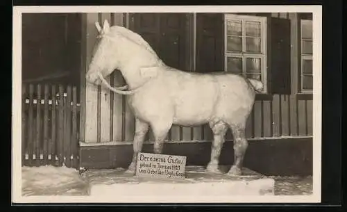 AK Der Eiserne Gustav v. den Gebrüdern Vogel und Cousin, Eisplastik