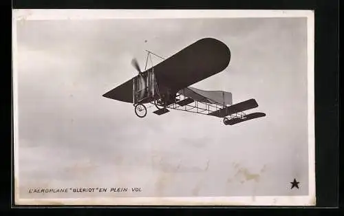 AK L`Aéroplane Blériot en Plein Vol