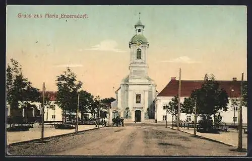 AK Maria Enzersdorf, Strassenpartie mit der Kirche