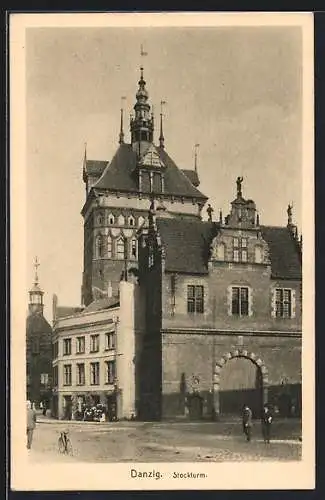 AK Danzig / Gdansk, Strasse am Stockturm