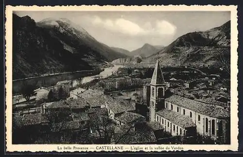 AK Castellane, La belle Provence, L`église et la vallée du Verdon