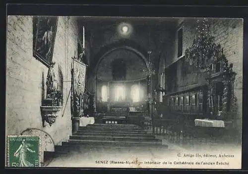 AK Senez, Intérieur de la Cathédrale de l`ancien Évêché