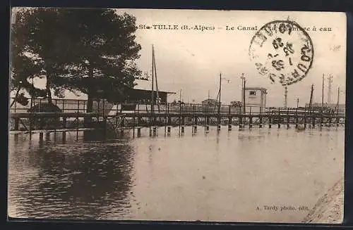 AK Ste-Tulle, B.-Alpes, Le Canal et passerelle à eau