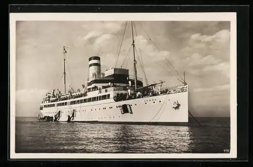 Foto-AK Dampfer Cobra vor Helgoland ankernd