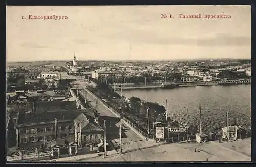 AK Jekaterinburg, Blick auf Hauptprospekt mit Fluss und Gebäuden