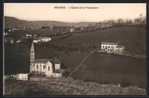 AK Béhobie, L`Église et le Presbytère