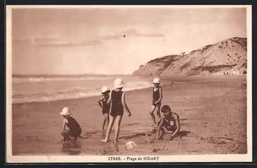 AK Bidart, Plage, Kinder spielen am Strand