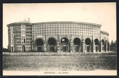 AK Bayonne, Les Arènes