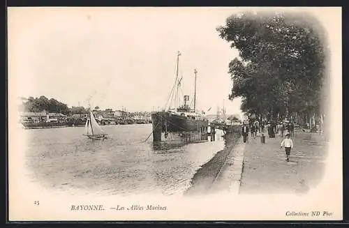 AK Bayonne, Les Alliés Marines, Uferpromenade mit Schiffen und Spaziergängern