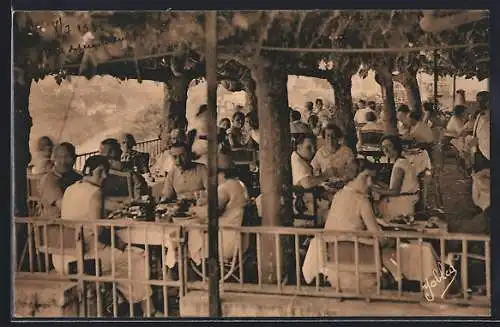 AK Cambo-les-Bains, Terrasse-Restaurant de l`Hotel Bellevue