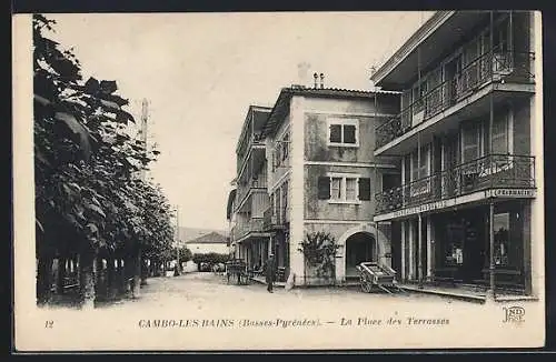 AK Cambo-les-Bains, La Place des Terrasses