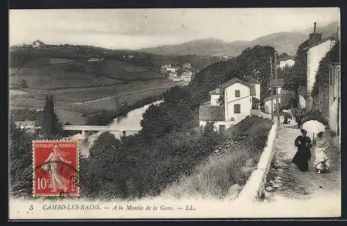 AK Cambo-les-Bains, A la Montée de la Gare