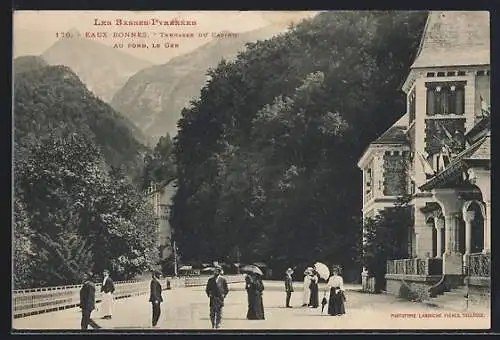 AK Eaux-Bonnes /Basses-Pyrénées, Terrasse du Casino, Au Fond, le Ger