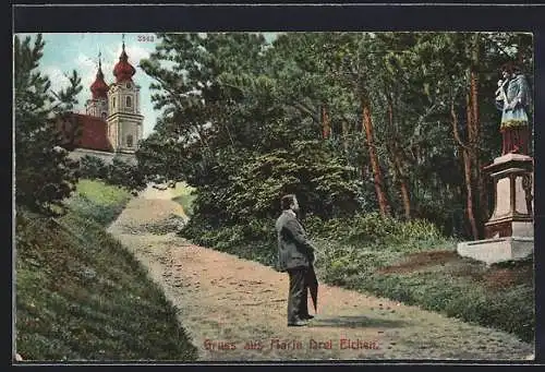 AK Rosenburg-Mold, Weg zur Kirche Maria Drei Eichen, Mann mit Regenschirm