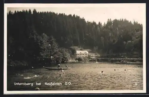 AK Neufelden, Unternberg, Seepartie mit Ruderboot und Badegästen