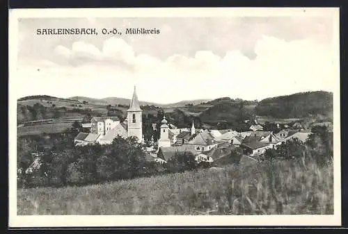 AK Sarleinsbach /Mühlkreis, Ortsansicht mit Umgebung und Bergpanorama