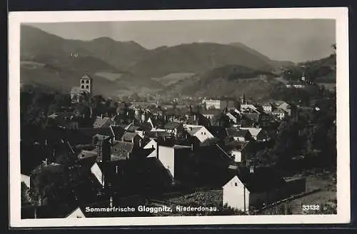 AK Gloggnitz /Niederdonau, Ortsansicht aus der Vogelschau