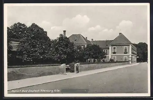 AK Altenburg /N. Ö., Kurort Bad Deutsch mit Strasse