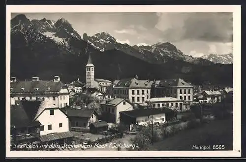 AK Saalfelden, Ortsansicht mit der Kirche und dem Steinernem Meer