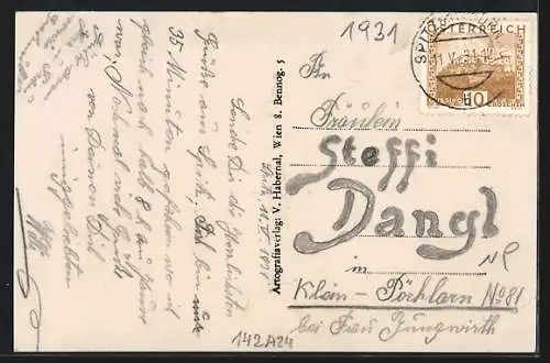 AK Spitz an der Donau, Totalansicht mit Wein und Obstkorb