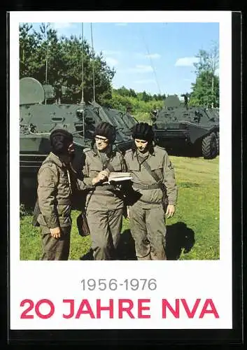 AK DDR-Propaganda, 20 Jahre NVA, 1956-1976, Militär mit Panzern