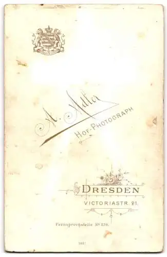 Fotografie A. Adler, Dresden, Victoria-Strasse 21, Familienportrait mit zwei Kindern