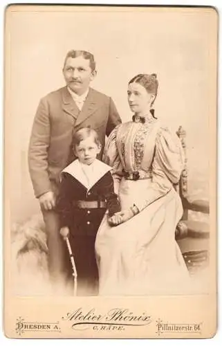 Fotografie Atelier Phönix, Dresden, Pillnitzerstrasse 64, Porträt einer Familie