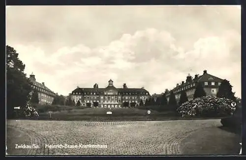 AK Zwickau /Sa., Heinrich-Braun-Krankenhaus mit Gärten