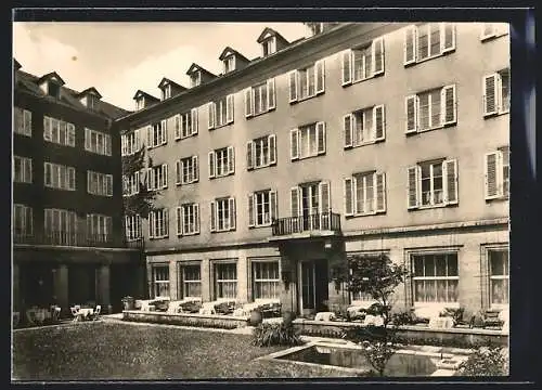 AK Weimar / Thüringen, HO-Hotel Elephant, Gartenterrasse