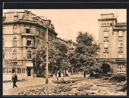 AK Nordhausen, Hotel & Strassenbahn am Albrecht-Kunz-Platz