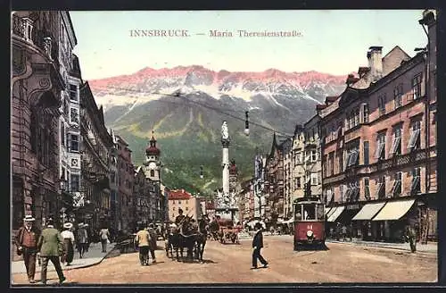 AK Innsbruck, Strassenbahn und Pferdekutsche in der Maria Theresienstrasse