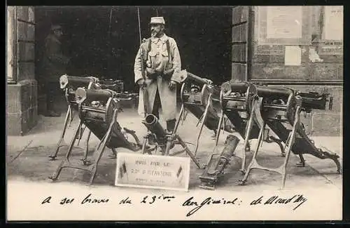 AK Soldat mit schweren Maschinengewehren und Mörser, Pris par le 23e d'Infanterie Regiment de Bourg