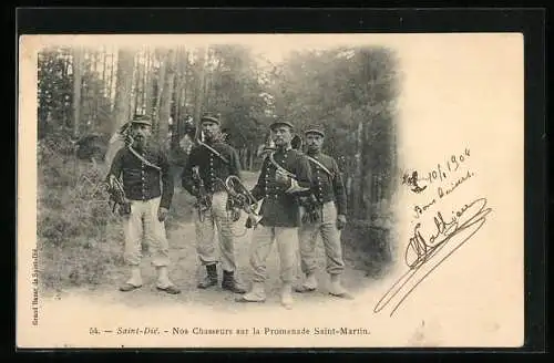 AK Saint-Dié, Nos Chasseurs sur la Promenade Saint-Martin