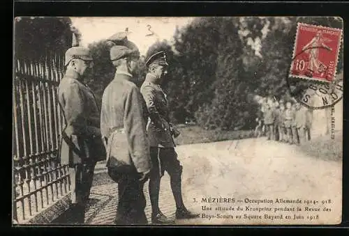 AK Mézières, Une attitude du Kronprinz Wilhelm von Preussen pendant la Revue des Boys-Scouts en Juin 1918