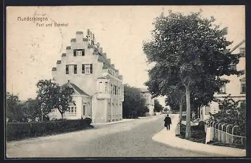 AK Munderkingen, Post und Bahnhof, Strassenpartie