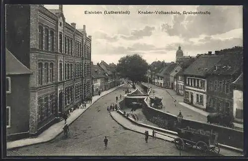 AK Eisleben-Lutherstadt, Grabenstrasse mit Knaben-Volksschule