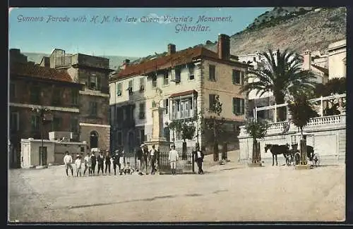 AK Gibraltar, Gunners Parade with H. M. the later Queen Victoria`s Monument