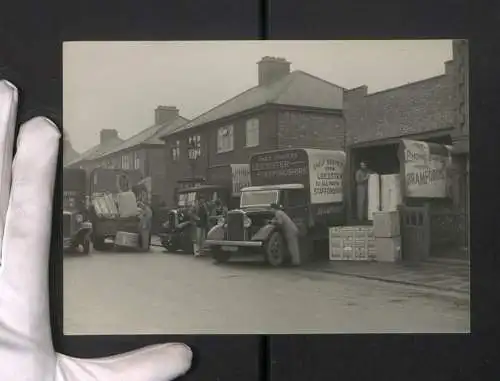 Fotografie Lastwagen Morris mit Hamshaw Aufbau, LKW-Koffer Daily Services Leicester - Staffordshire