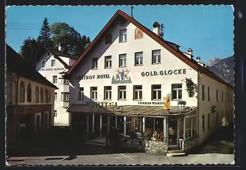 AK Reutte /Tirol, Das Hotel Goldene Glocke