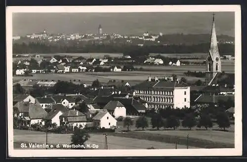 AK St. Valentin a.d. Westbahn, Blick zum Ort