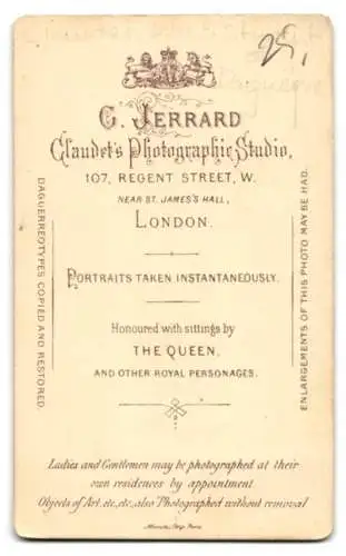 Fotografie Claudet`s Photo Studio, London, Regent Street 107, Porträt eines eleganten Herrn