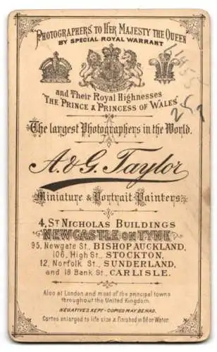 Fotografie A. & G. Taylor, Newcastle on Tyne, St Nicholas Buildings 4, Porträt eines eleganten jungen Mannes