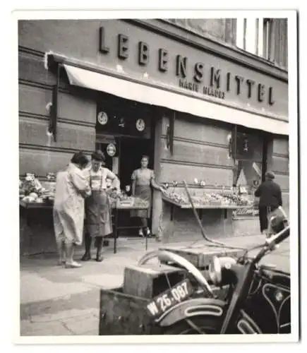 Fotografie unbekannter Fotograf, Ansicht Wien, Engertstrasse 79, Lebensmittelgeschäft Marie Hladej