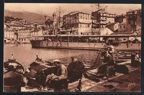 AK Bastia /Corse, Les Quais du Vieux Port